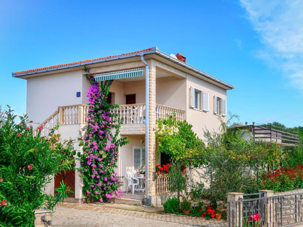 Apartment Andjelka - KRK310 Malinska Kültér fotó